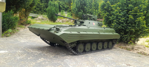 ~MSE~ 1/16 RC Panzer "BMP 2" - gebaut und lackiert (Vorbestellung)